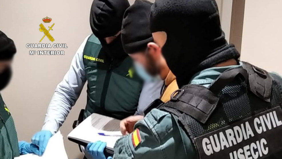 La Guardia Civil detiene a un presunto seguidor del Daesh en Madrid / Foto: Guardia Civil