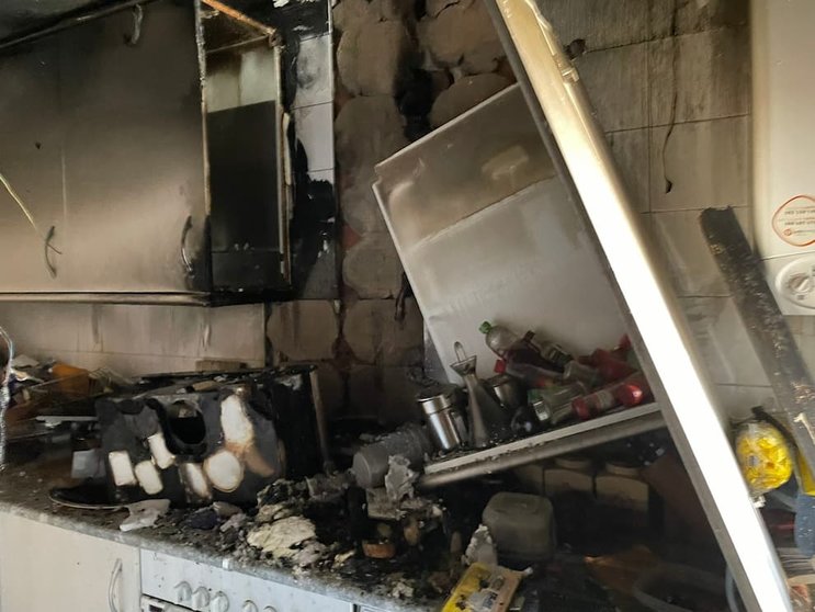 Estado de la vivienda incendiada en Fuenlabrada / Foto: Bomberos de Fuenlabrada
